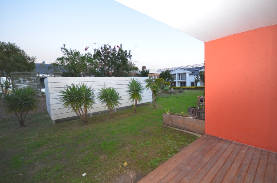 1 Bedroom Property for Sale in Nahoon Valley Park Eastern Cape